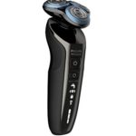 Philips Norelco 6880/81 Shaver 6800, Rechargeable Wet/Dry Electric Shaver, with Trimmer Attachment