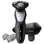 Norelco Wet & Dry Shaver 5200 Bonus Set with Travel Pouch and Additional Shaving Head Included